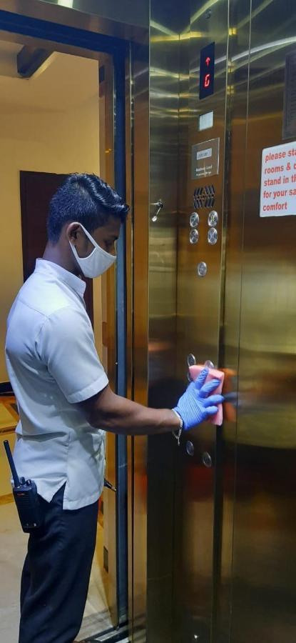 Rns One Hotel Subrahmanya ภายนอก รูปภาพ