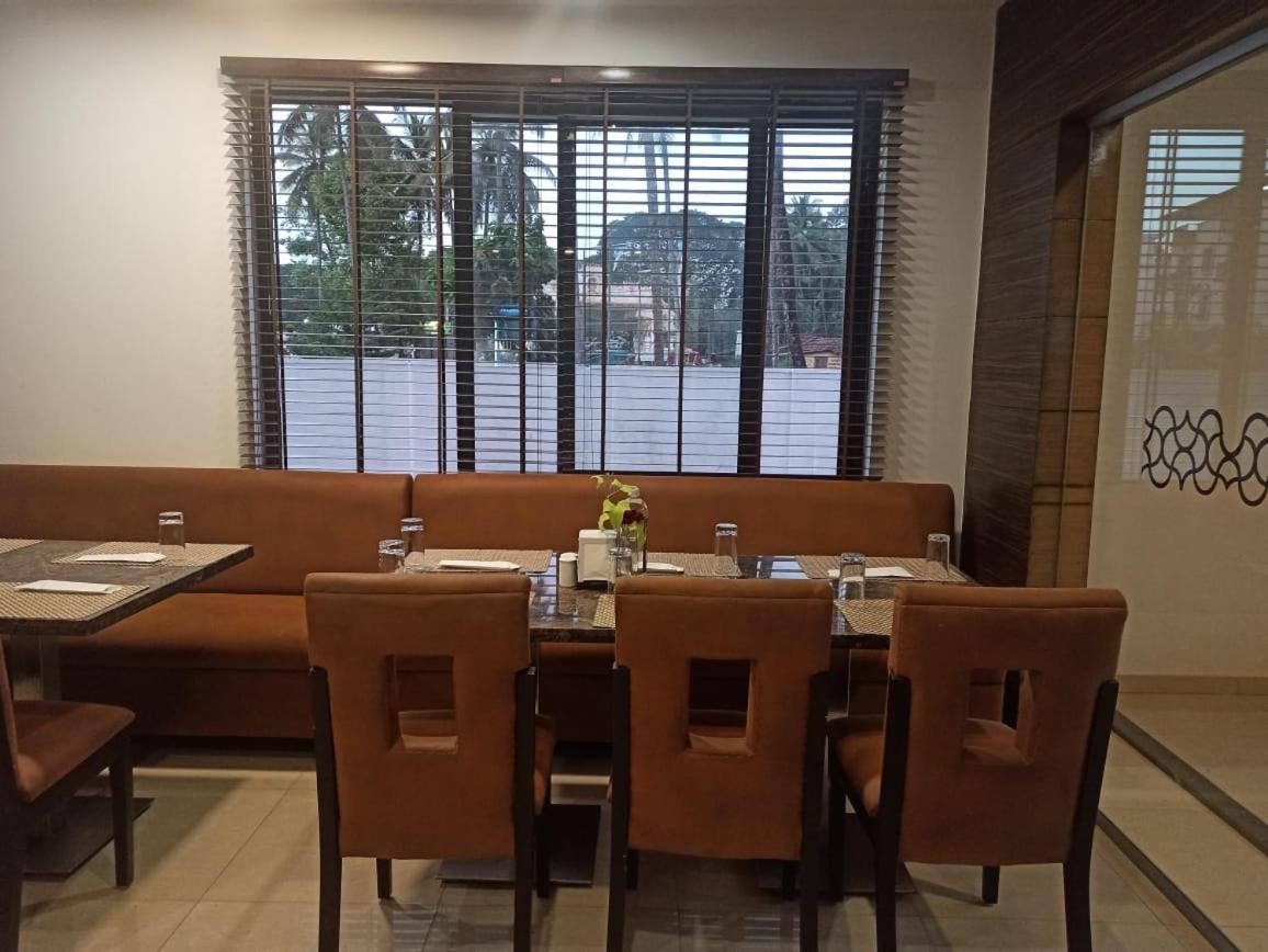 Rns One Hotel Subrahmanya ภายนอก รูปภาพ